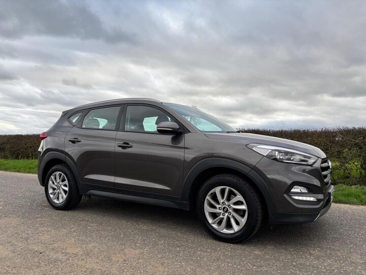 Hyundai TUCSON 1.7 CRDi Blue Drive SE Euro 6 (s/s) 5dr