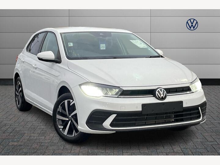 Volkswagen Polo VOLKSWAGEN Polo Match 1.0 TSI 95PS 5-speed Manual 5 Door