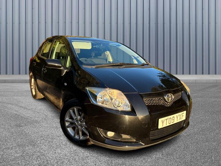 Toyota Auris 1.6 VVT-i TR 5dr