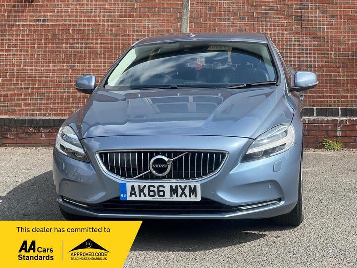Volvo V40 2.0 T2 Inscription Euro 6 (s/s) 5dr