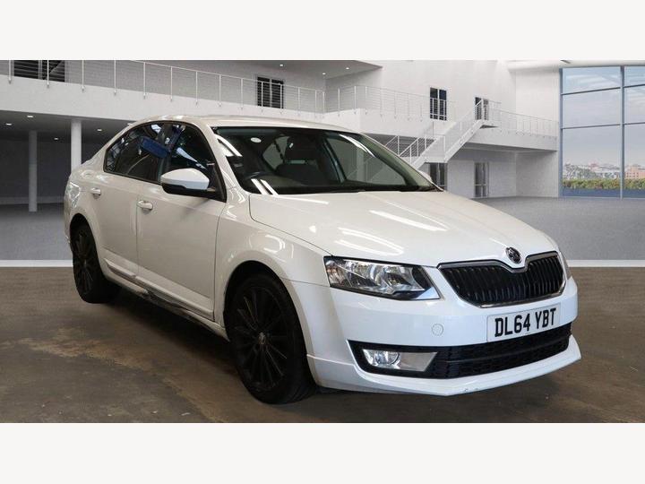 Skoda Octavia 1.6 TDI Black Edition Euro 5 (s/s) 5dr