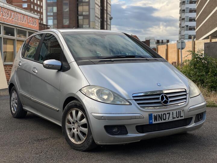 Mercedes-Benz A Class 1.7 A170 Elegance SE CVT 5dr