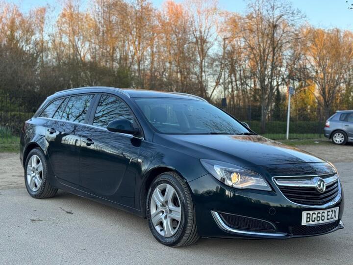 Vauxhall Insignia 2.0 CDTi EcoFLEX Design Sports Tourer Euro 6 (s/s) 5dr Vauxhall Insignia 2.0 CDTi EcoFLEX Design Sports Tourer Euro 6 (s/s) 5dr