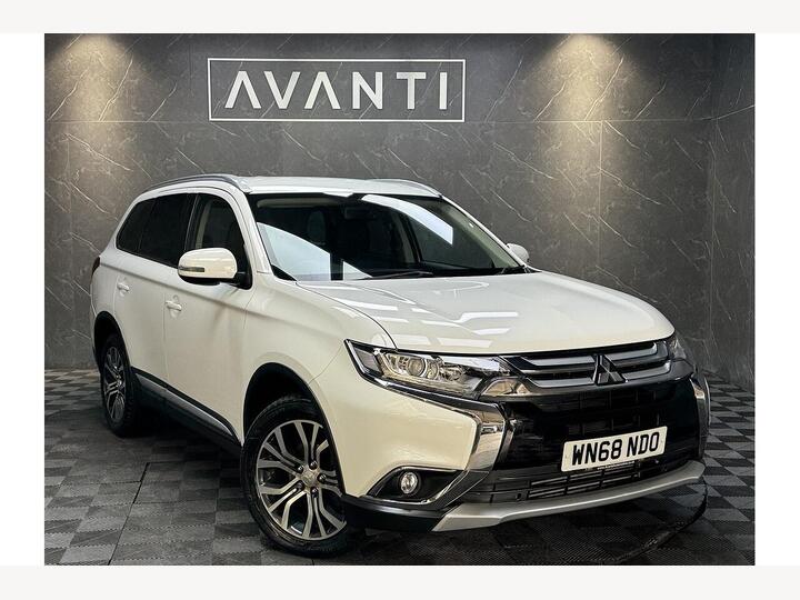 Mitsubishi Outlander 2.2 DI-D Juro 4WD Euro 6 (s/s) 5dr Mitsubishi Outlander 2.2 DI-D Juro 4WD Euro 6 (s/s) 5dr