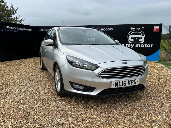 Ford Focus 1.0T EcoBoost Zetec Euro 6 (s/s) 5dr
