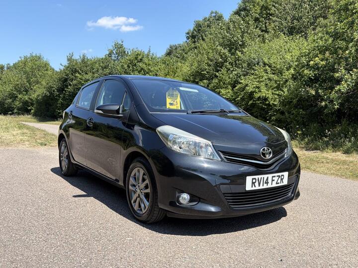 Toyota YARIS 1.33 Dual VVT-i Icon Plus Euro 5 5dr