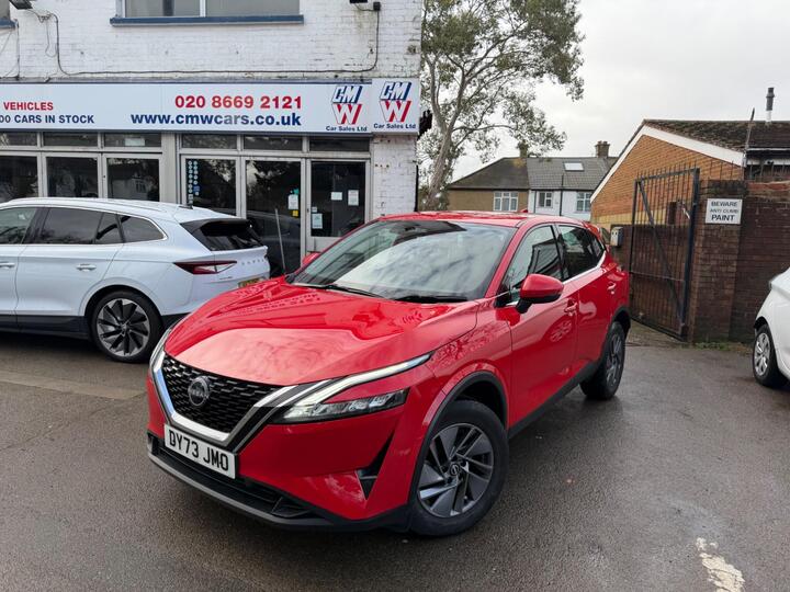 Nissan Qashqai 1.3 DIG-T MHEV Acenta Premium Euro 6 (s/s) 5dr Nissan Qashqai 1.3 DIG-T MHEV Acenta Premium Euro 6 (s/s) 5dr