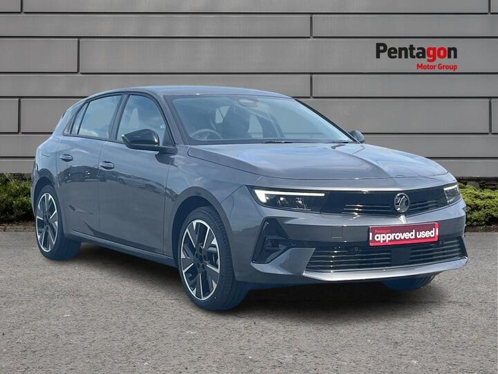 Vauxhall Astra Electric 54kWh Design Auto 5dr Vauxhall Astra Electric 54kWh Design Auto 5dr