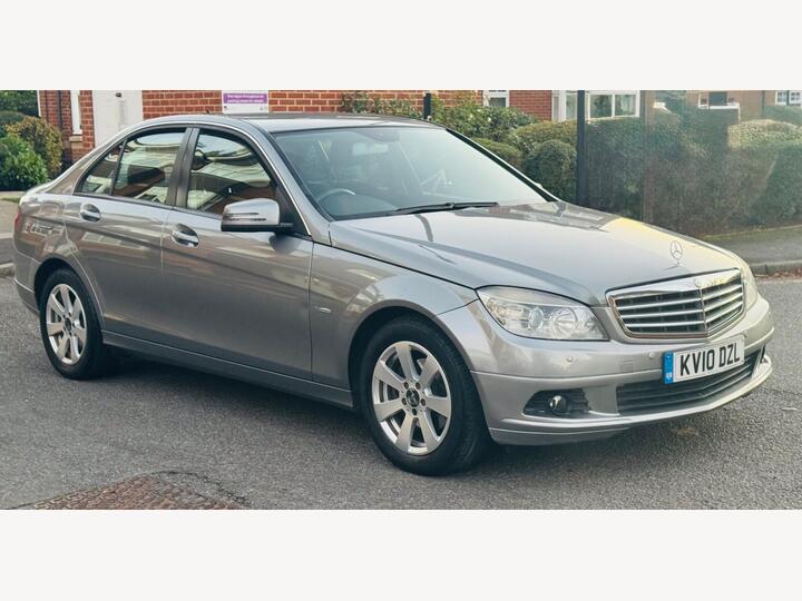 Mercedes-Benz C Class 1.8 C180 BlueEfficiency SE Auto Euro 5 4dr Mercedes-Benz C Class 1.8 C180 BlueEfficiency SE Auto Euro 5 4dr