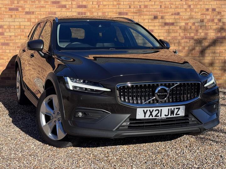 Volvo V60 Cross Country 2.0 B5 MHEV Auto AWD Euro 6 (s/s) 5dr