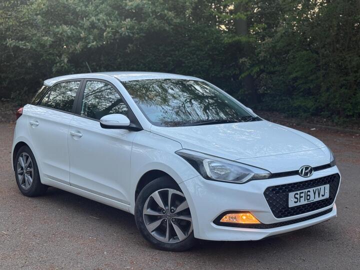 Hyundai I20 1.2 Blue Drive SE Euro 6 (s/s) 5dr Hyundai I20 1.2 Blue Drive SE Euro 6 (s/s) 5dr