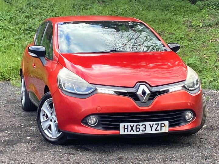 Renault CLIO 1.2 16V Dynamique MediaNav Euro 5 5dr