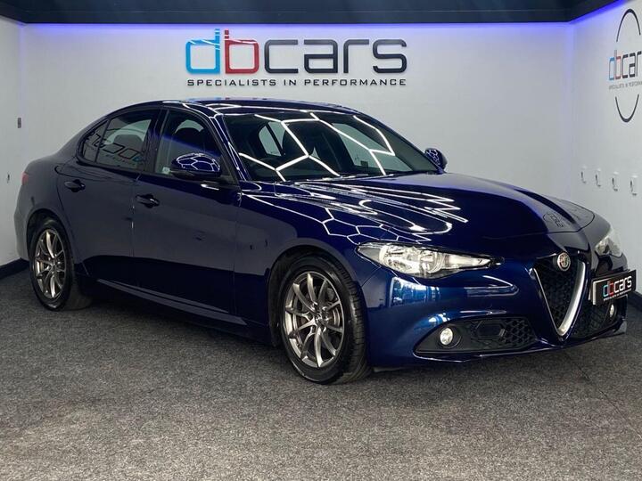 Alfa Romeo GIULIA 2.0T Super Auto Euro 6 (s/s) 4dr Alfa Romeo GIULIA 2.0T Super Auto Euro 6 (s/s) 4dr