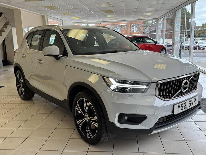 Volvo XC40 1.5h T5 Twin Engine Recharge 10.7kWh Inscription Pro Auto Euro 6 (s/s) 5dr