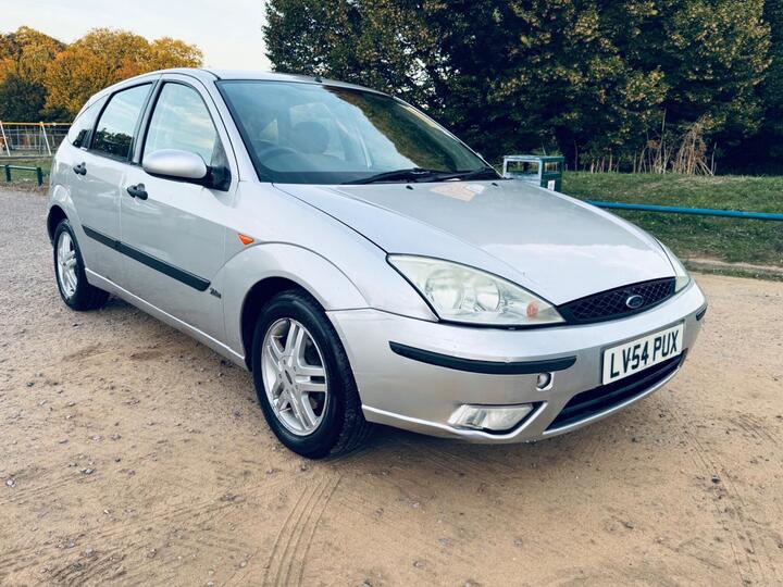 Ford Focus 1.6i 16v Zetec 5dr
