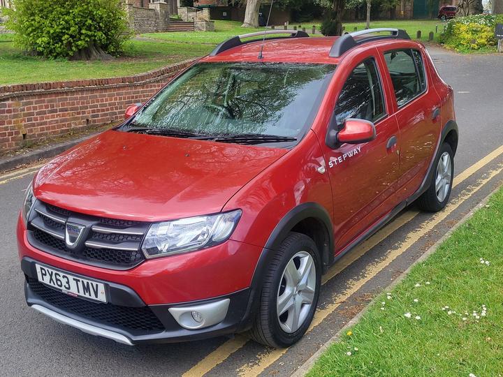 Dacia Sandero Stepway 0.9 TCe Laureate Euro 5 5dr