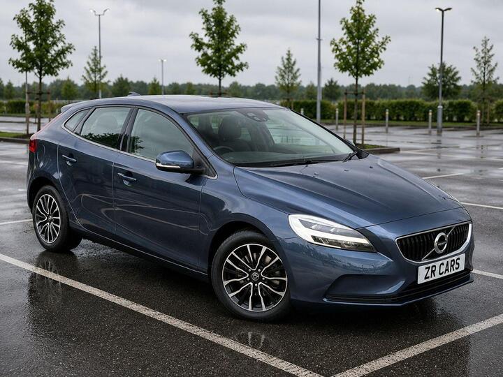 Volvo V40 2.0 T2 Momentum Euro 6 (s/s) 5dr