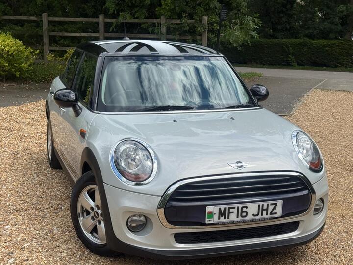 MINI Hatch 1.5 Cooper D Euro 6 (s/s) 5dr