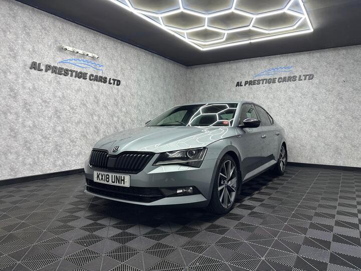 Skoda Superb 2.0 TDI SportLine DSG 4WD Euro 6 (s/s) 5dr Skoda Superb 2.0 TDI SportLine DSG 4WD Euro 6 (s/s) 5dr
