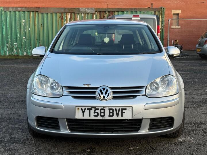 Volkswagen Golf 1.6 FSI Match 5dr