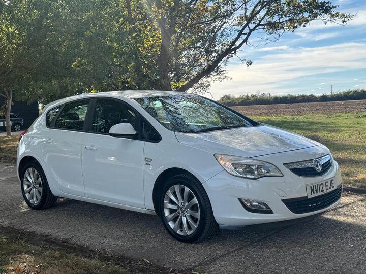 Vauxhall Astra 1.4 16v Active Euro 5 5dr