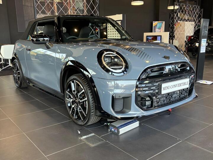 MINI Cooper Convertible 2.0S Sport Steptronic Euro 6 (s/s) 2dr