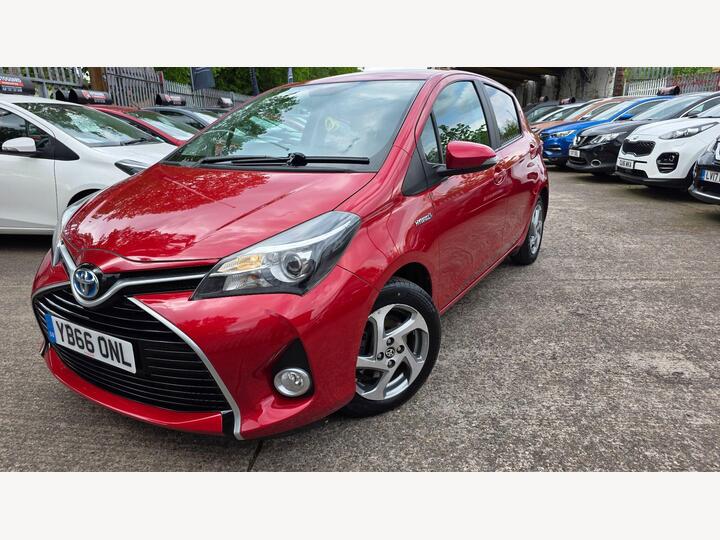 Toyota Yaris 1.5 VVT-h Icon E-CVT Euro 6 5dr