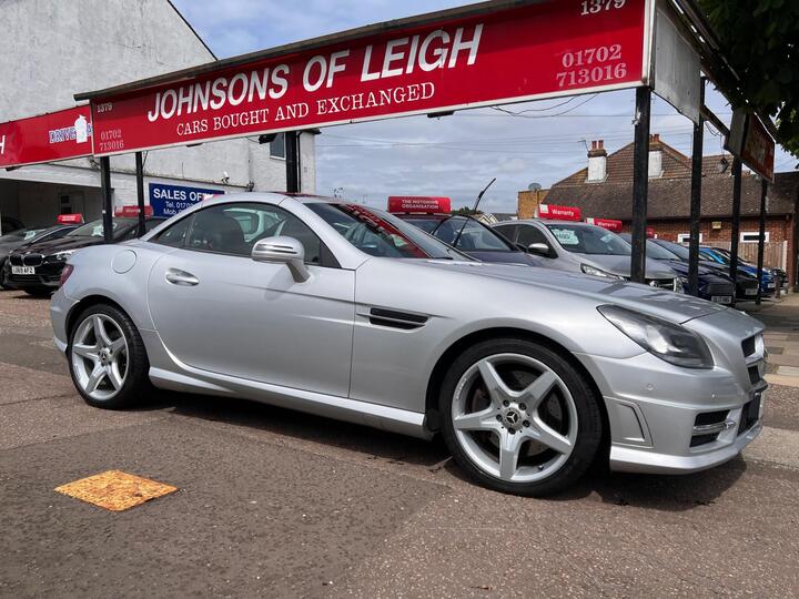 Mercedes-Benz SLK 1.8 SLK200 BlueEfficiency AMG Sport G-Tronic+ Euro 5 (s/s) 2dr Mercedes-Benz SLK 1.8 SLK200 BlueEfficiency AMG Sport G-Tronic+ Euro 5 (s/s) 2dr