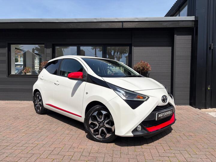 Toyota AYGO 1.0 VVT-i X-trend Euro 6 5dr (Safety Sense)