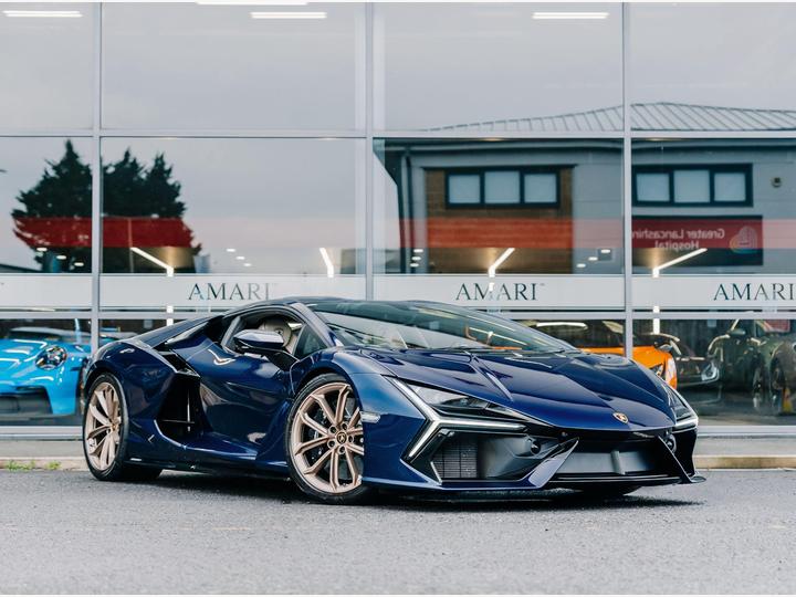 Lamborghini Revuelto 6.5 V12 HPEV 3.8kWh AMT 4WD Euro 6 2dr