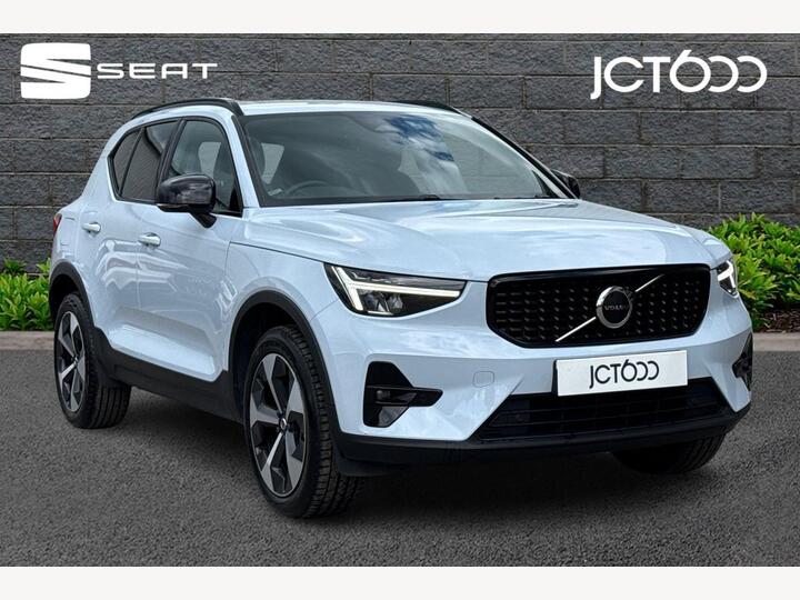 Volvo Xc40 2.0 B3 MHEV Plus Dark DCT Auto Euro 6 (s/s) 5dr