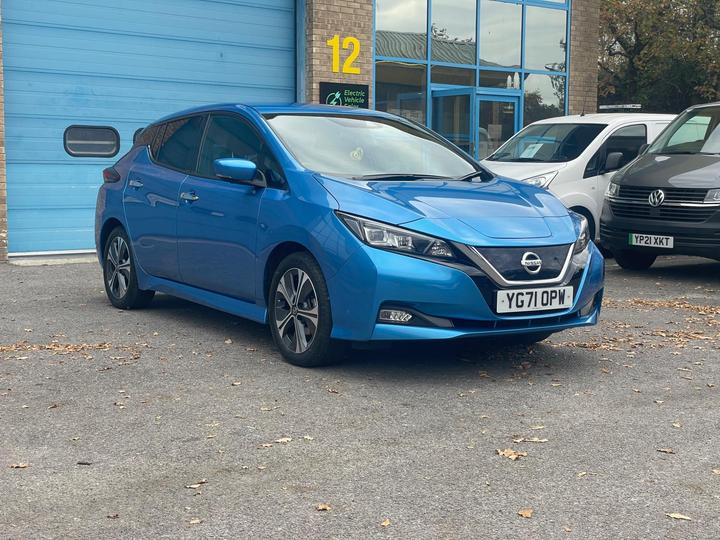 Nissan Leaf 40kWh Tekna Auto 5dr