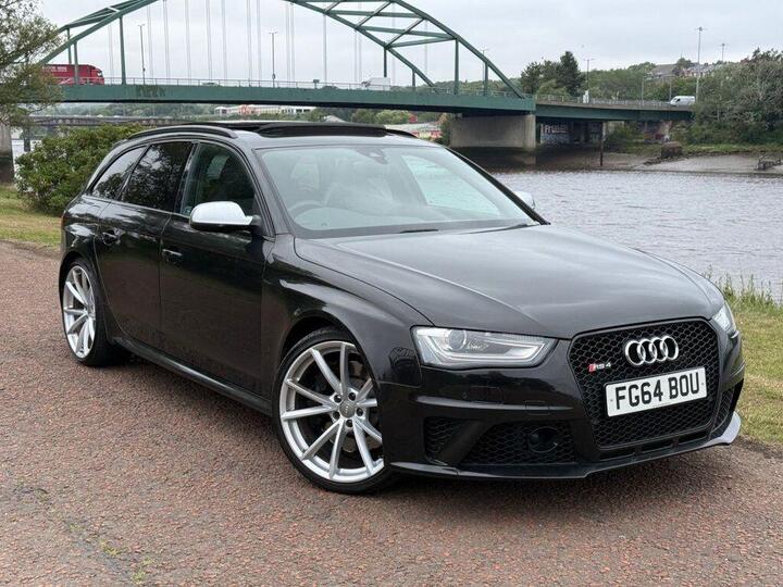 Audi RS4 AVANT 4.2 FSI V8 S Tronic Quattro Euro 5 5dr Audi RS4 AVANT 4.2 FSI V8 S Tronic Quattro Euro 5 5dr