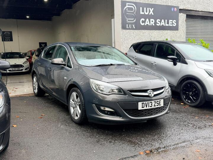 Vauxhall Astra 2.0 CDTi EcoFLEX SRi Euro 5 (s/s) 5dr