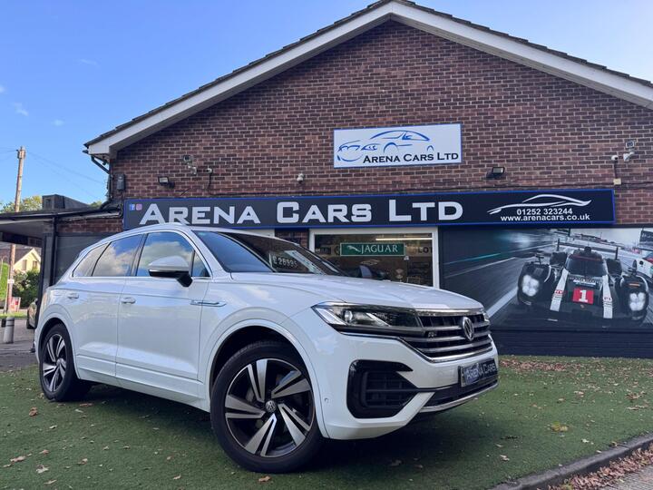 Volkswagen Touareg 3.0 TDI V6 R-Line Tech Tiptronic 4Motion Euro 6 (s/s) 5dr