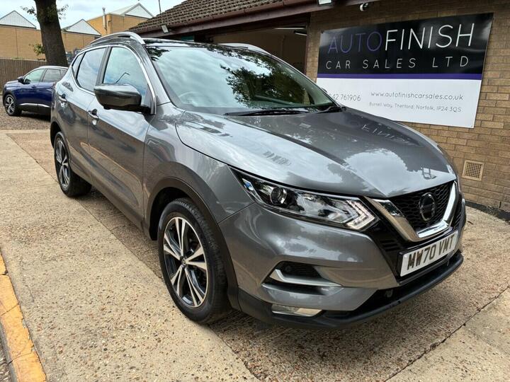 Nissan QASHQAI 1.3 DIG-T N-Connecta Euro 6 (s/s) 5dr