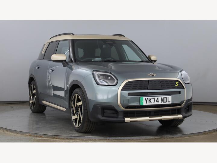 MINI Countryman SE 66.5kWh Exclusive Auto ALL4 5dr