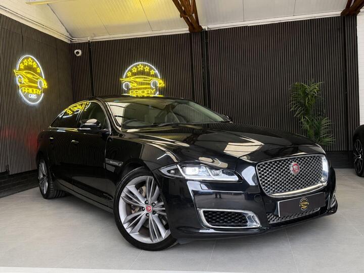 Jaguar XJ 3.0d V6 Autobiography Auto Euro 6 (s/s) 4dr (LWB)