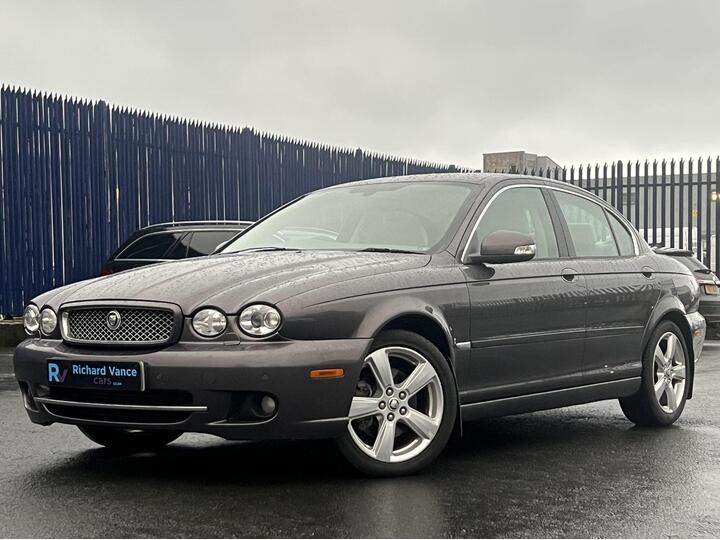 Jaguar X-Type 2.2D DPF SE 4dr