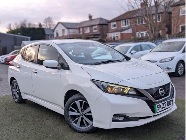 Nissan Leaf 40kWh Acenta Auto 5dr