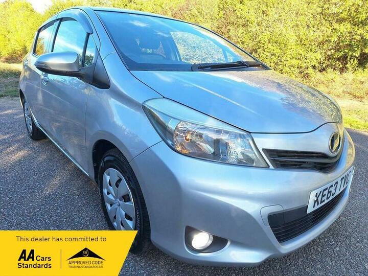 Toyota Yaris 1.0 VVT-i Active 5dr  AUTOMATIC ULEZ