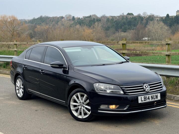 Volkswagen Passat 2.0 TDI BlueMotion Tech Executive DSG Euro 5 (s/s) 4dr