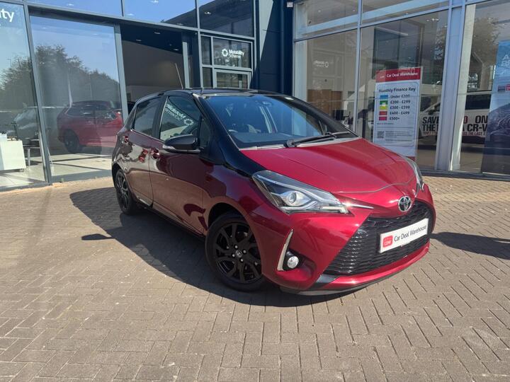 Toyota Yaris 1.5 VVT-i Blue Bi-Tone Euro 6 5dr