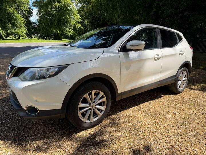 Nissan QASHQAI 1.5 DCi Acenta Premium 2WD Euro 5 (s/s) 5dr