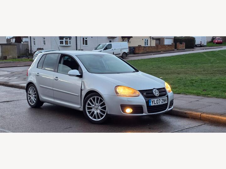 Volkswagen Golf 2.0 TDI GT Sport DSG 5dr