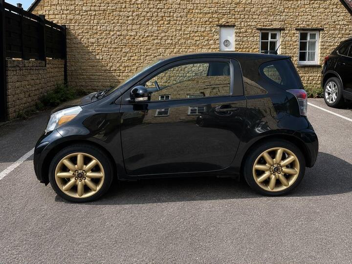 Toyota IQ 1.0 VVT-i 2 Euro 5 3dr