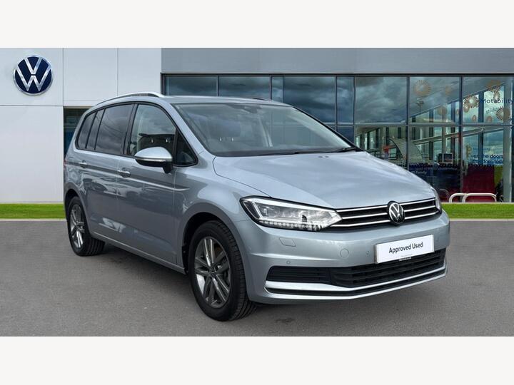 Volkswagen Touran 1.5 TSI EVO Match Euro 6 (s/s) 5dr Volkswagen Touran 1.5 TSI EVO Match Euro 6 (s/s) 5dr
