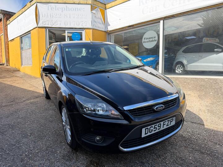 Ford Focus 1.6 Titanium 5dr