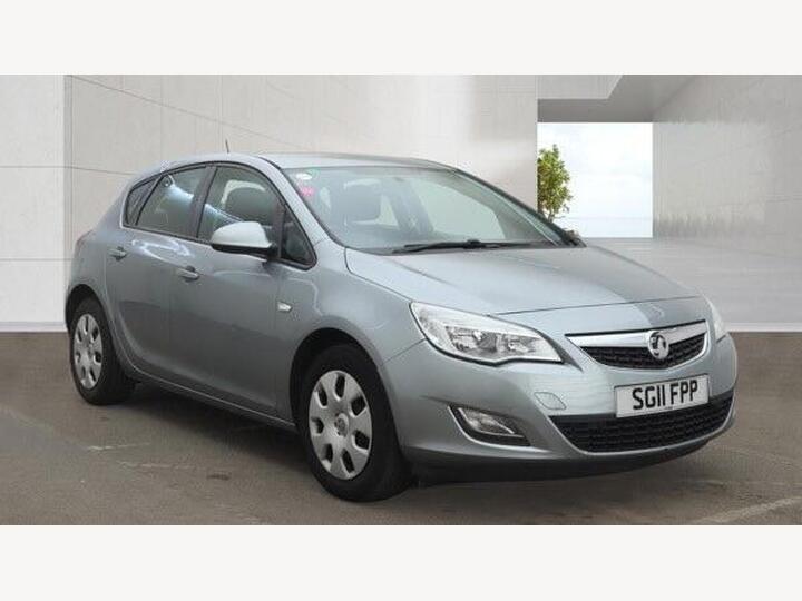 Vauxhall Astra 1.6 16v Exclusiv Auto Euro 5 5dr