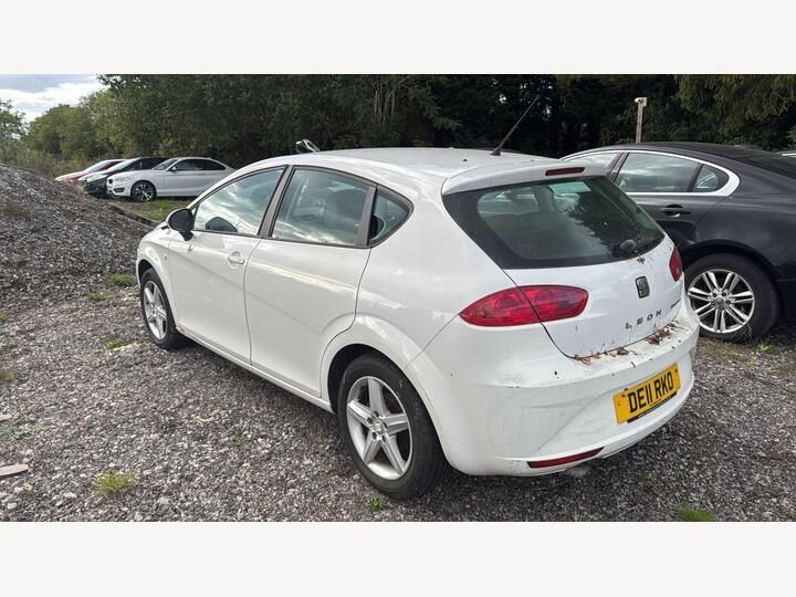 SEAT Leon 1.6 TDI CR S Emocion Euro 5 (s/s) 5dr